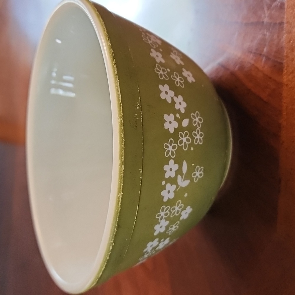 PYREX spring Blossom Green bowl